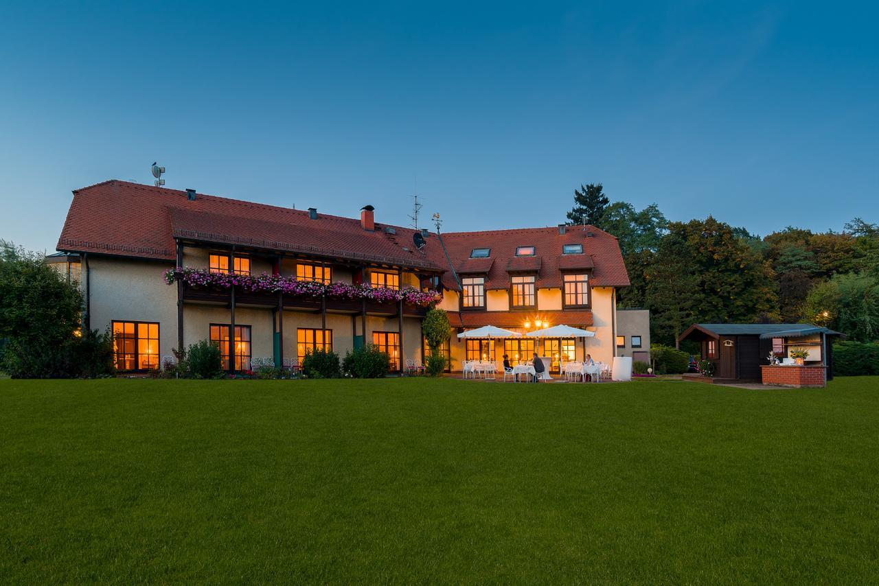 Krone Am Park - Gaestehaus Des Hotel Krone Alzenau Exterior photo